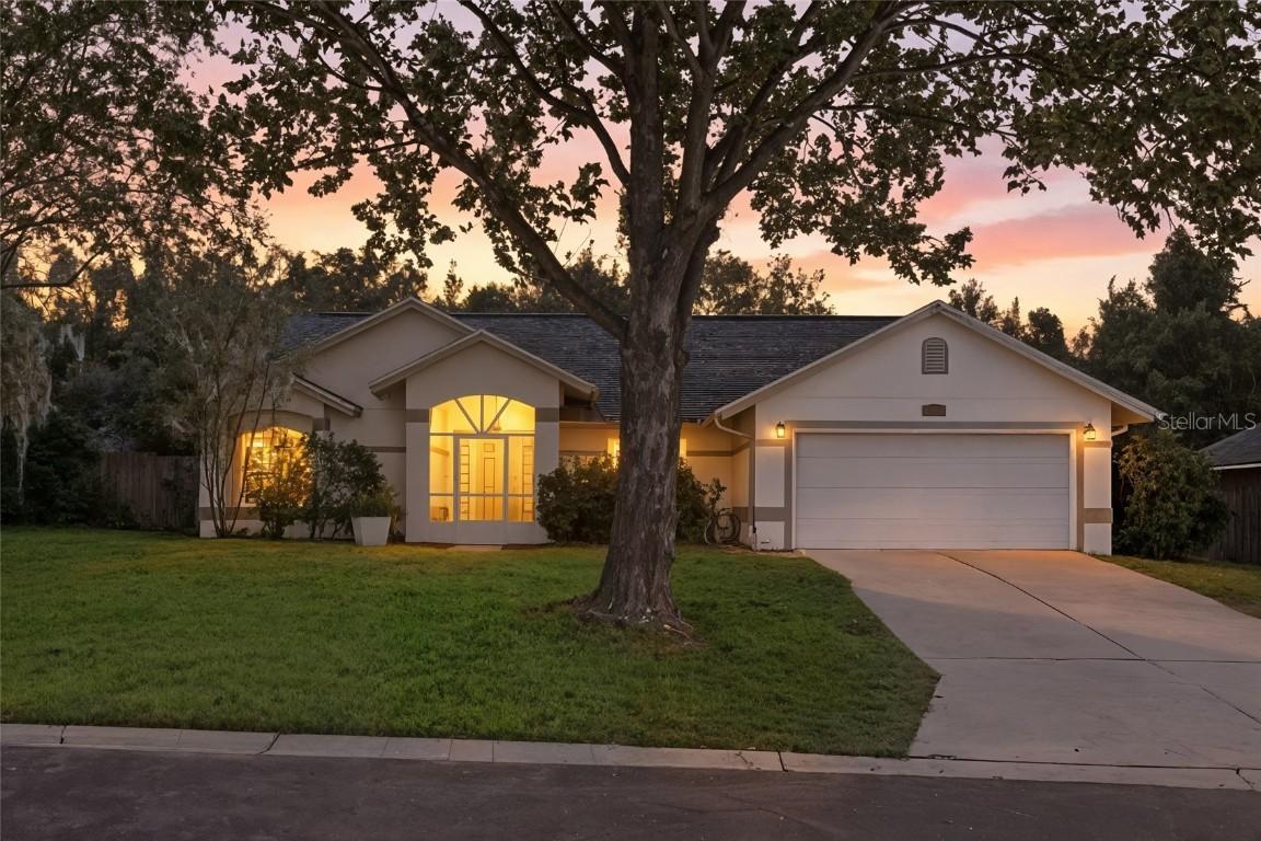 132 Country Lakes Cir., Groveland, FL 34736