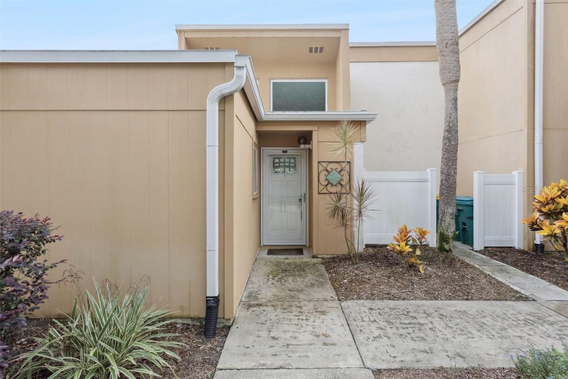1051 S Highland St. #6A, Mount Dora, FL 32757