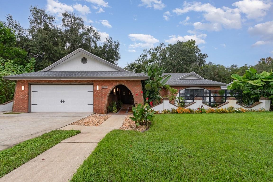 4219 Magnolia Ave., Leesburg, FL 34748