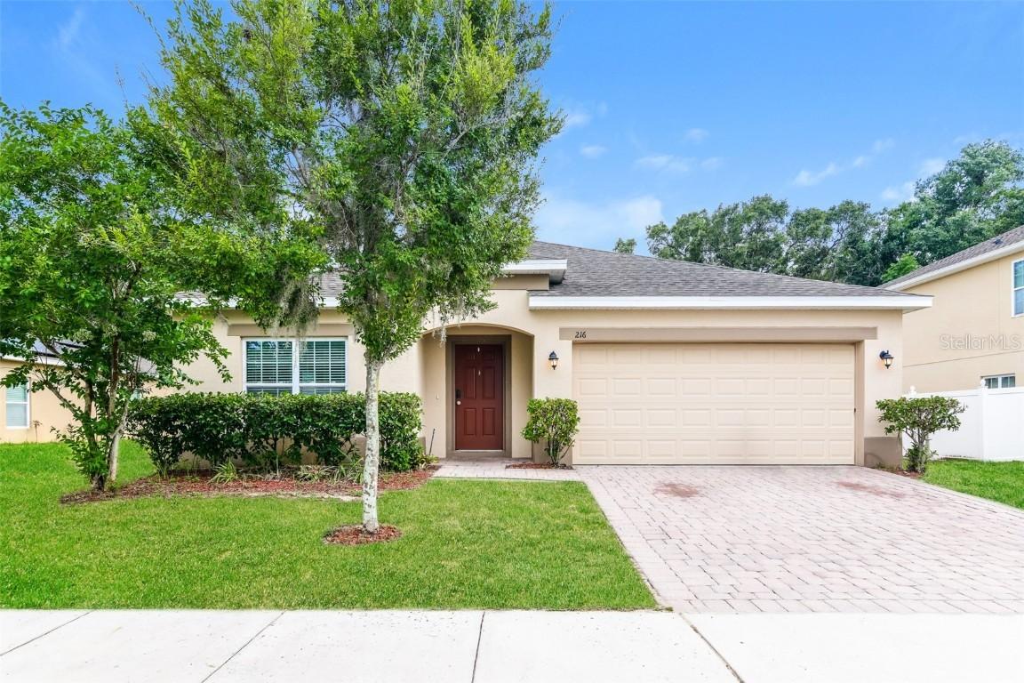 216 Whispering Pines Way, Davenport, FL 33837