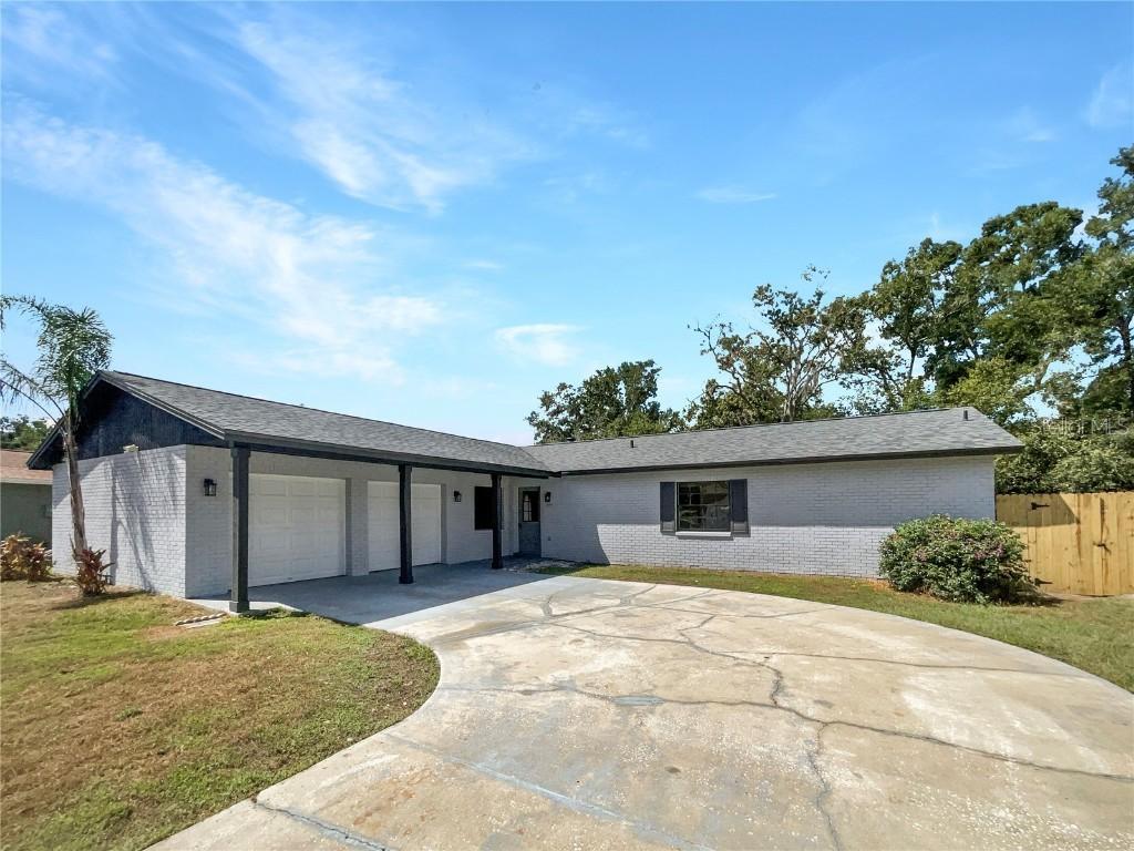 513 Sandy Creek Dr., Brandon, FL 33511
