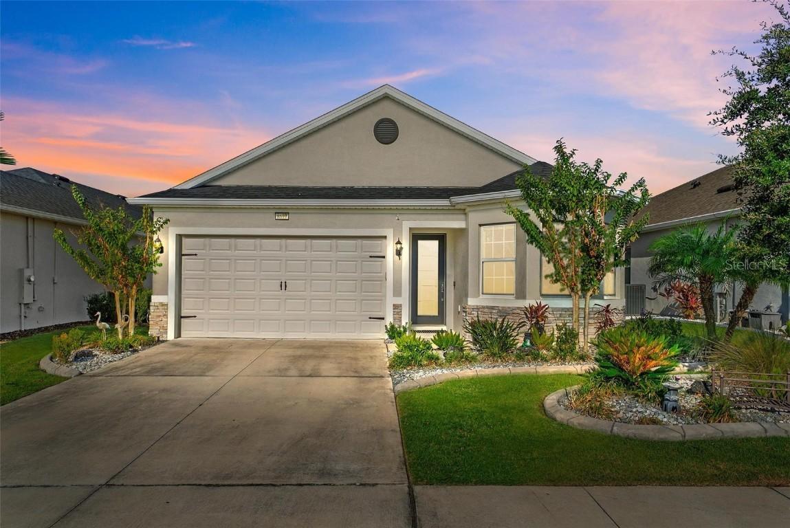 8677 Bridgeport Bay Cir., Mount Dora, FL 32757