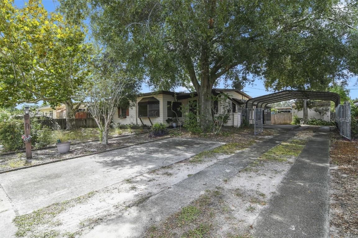 1418 Corinthian Ave., Deltona, FL 32725