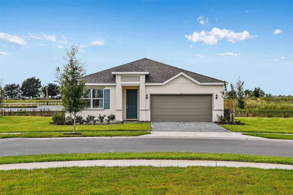 710 Lemon Ave., Fruitland Park, FL 34731