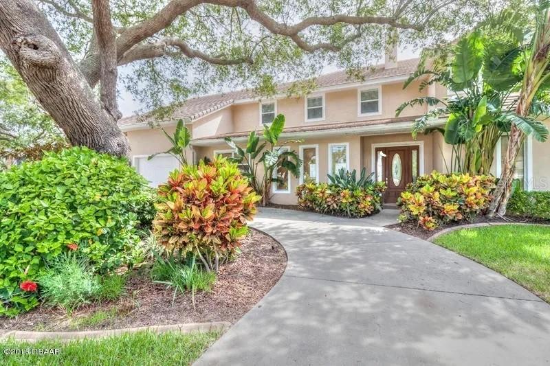 1647 Riverside Dr., Daytona Beach, FL 32117
