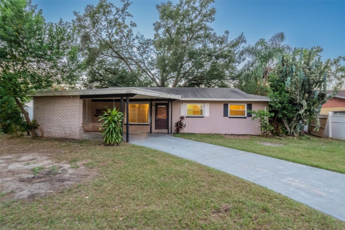 520 Donna Dr., Brandon, FL 33510
