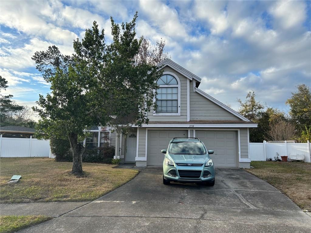 1934 Pia Ct., Apopka, FL 32703