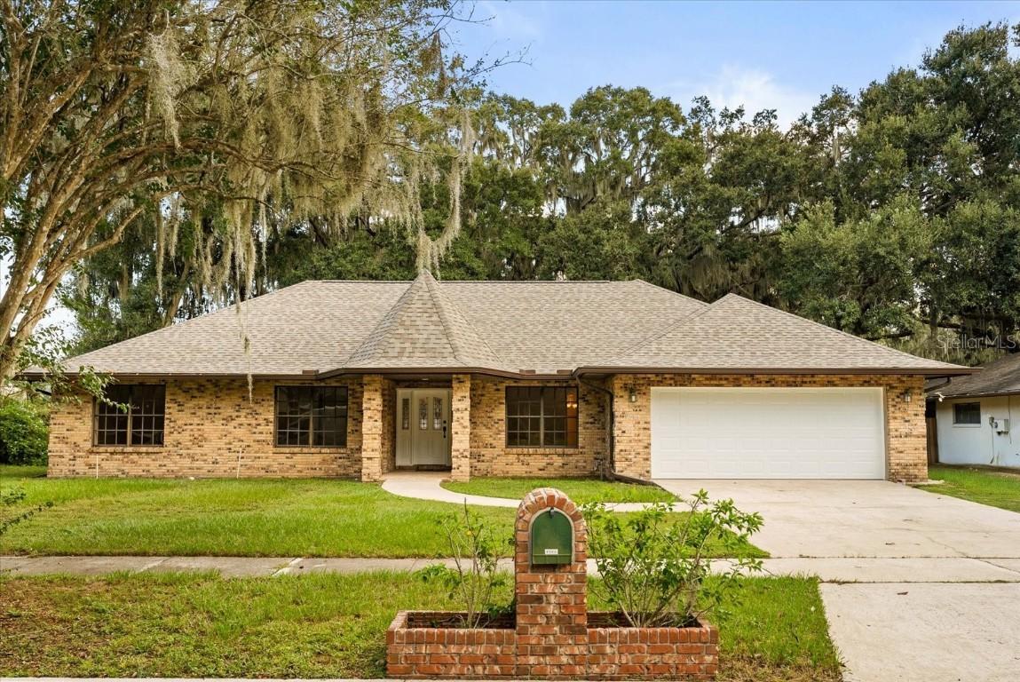 4906 Briar Oaks Cir., Orlando, FL 32808