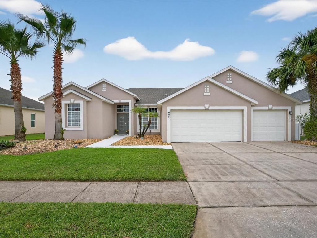 511 Prestwick Dr., Davenport, FL 33897