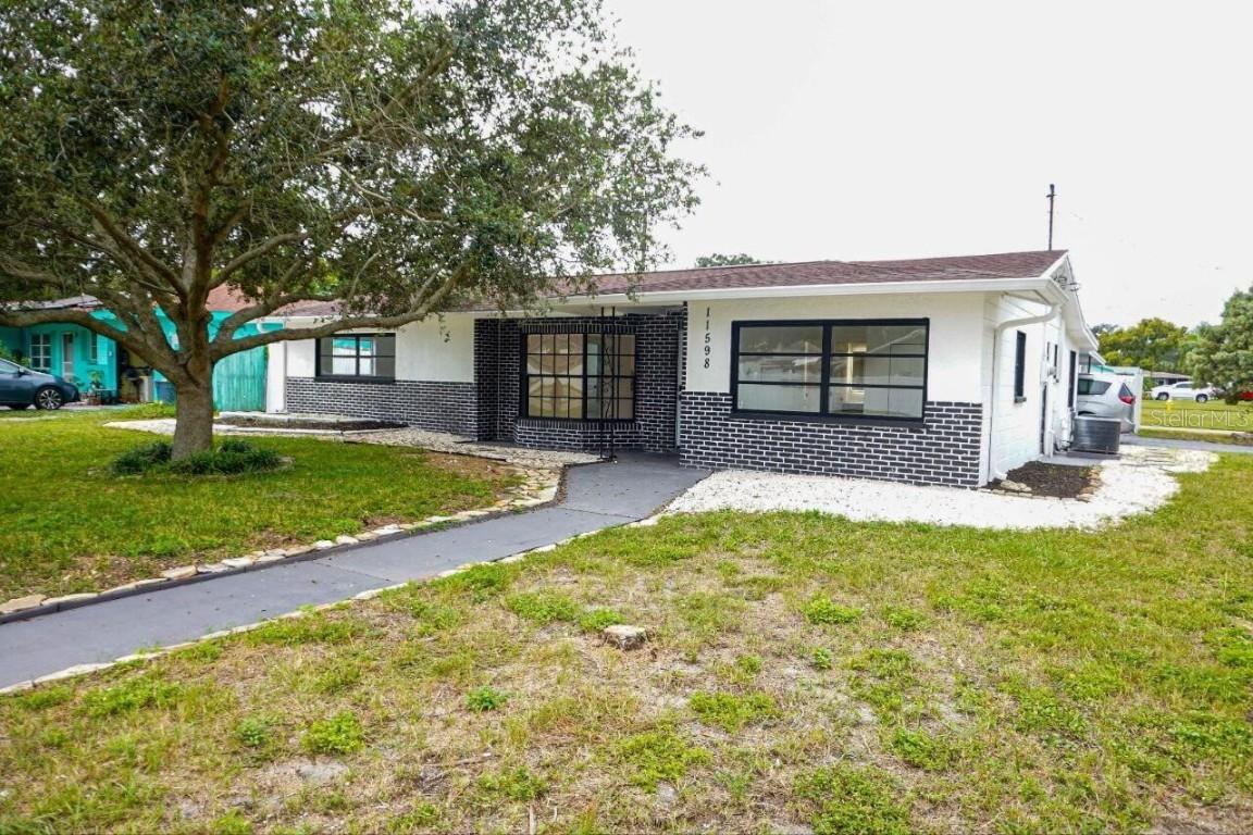 11598 Ridge Rd., Largo, FL 33778