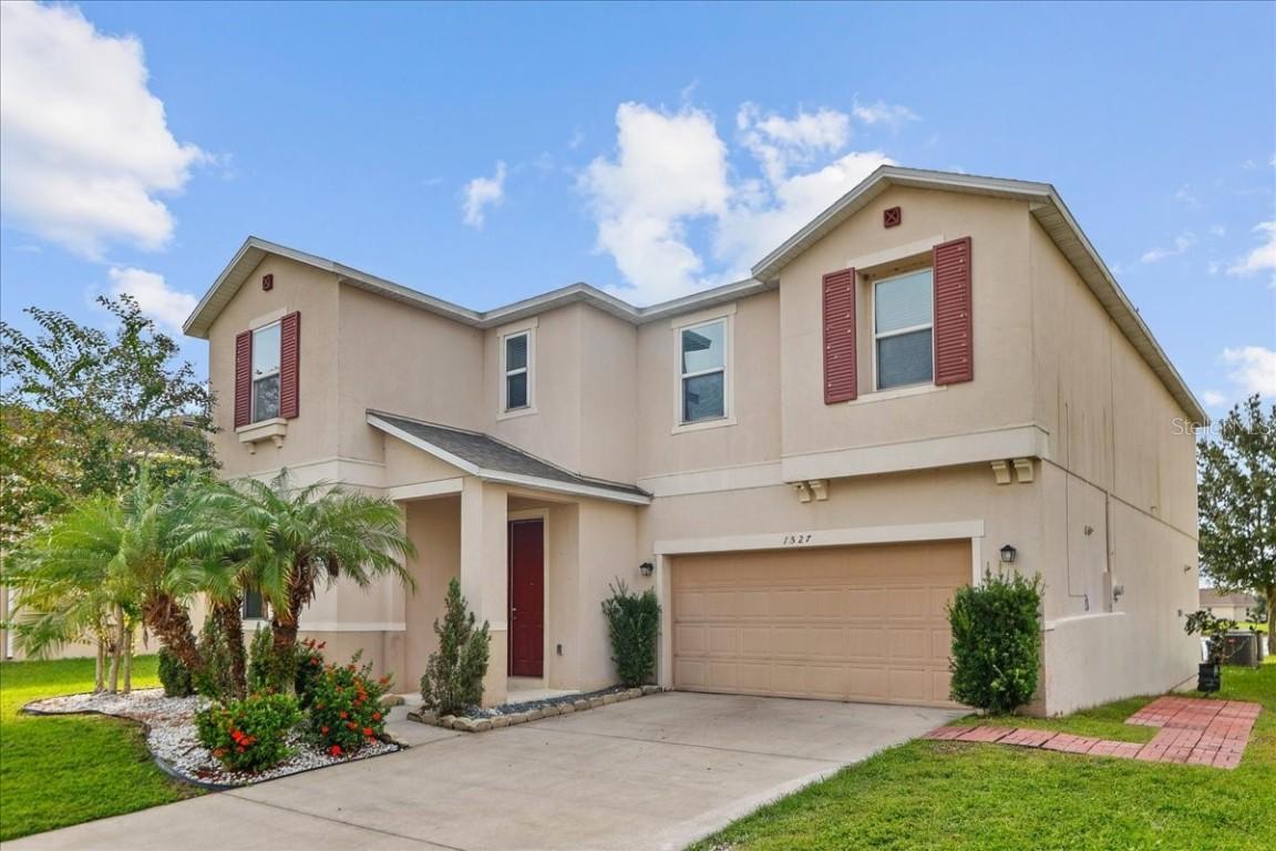 1527 Angler Ave., Kissimmee, FL 34746