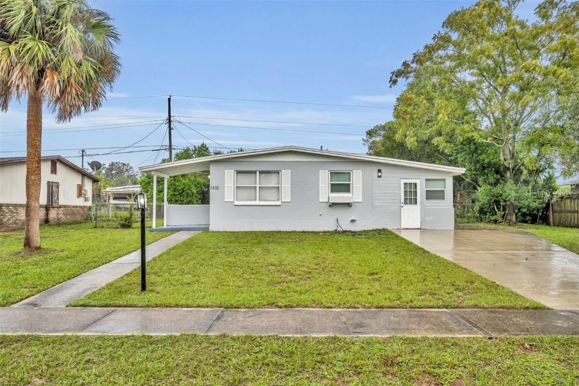 1432 Whitewood Dr., Deltona, FL 32725