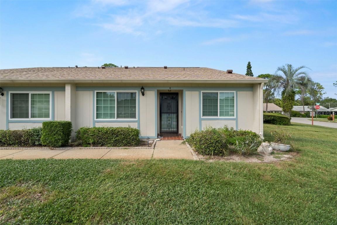 8111 Braddock Cir. #6, Port Richey, FL 34668