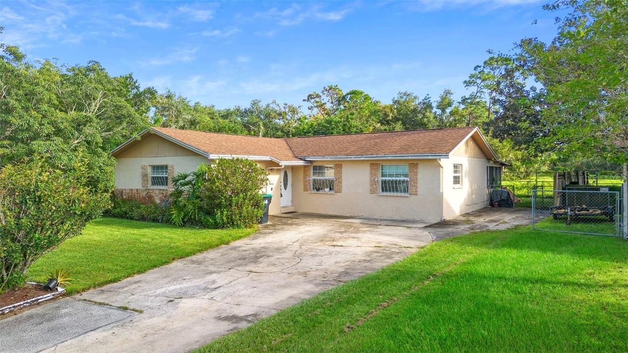 8448 Dimare Dr., Orlando, FL 32822