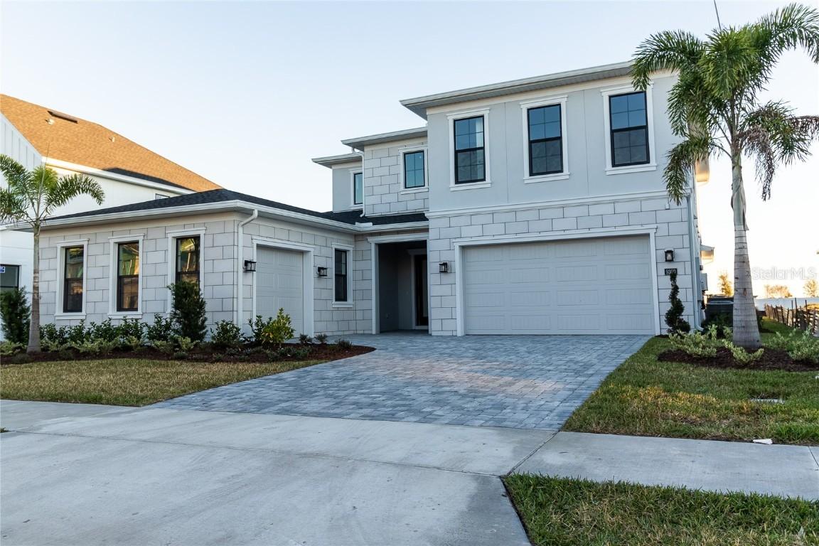 9360 Santorini Dr., Orlando, FL 32827