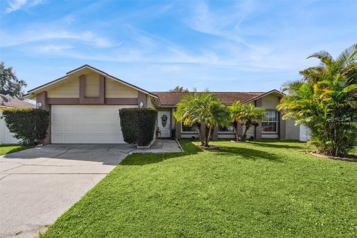 306 Medina Ct., Kissimmee, FL 34758
