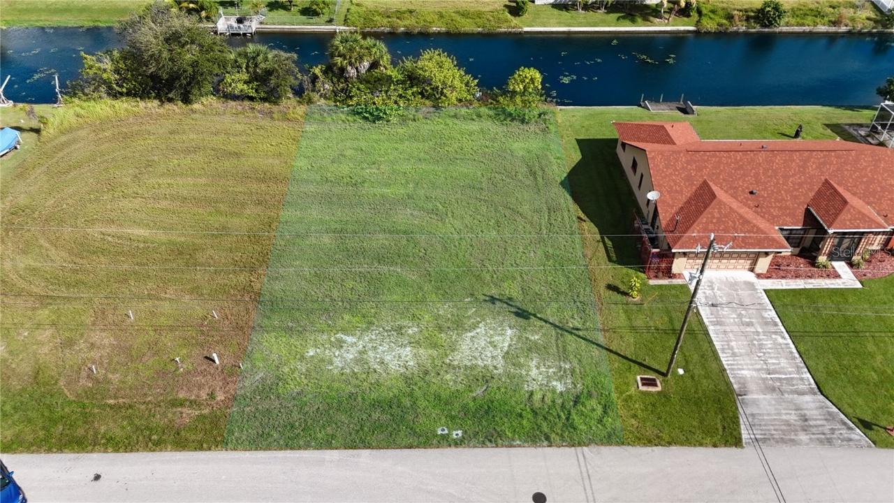 633 SE 2nd St., Cape Coral, FL 33990