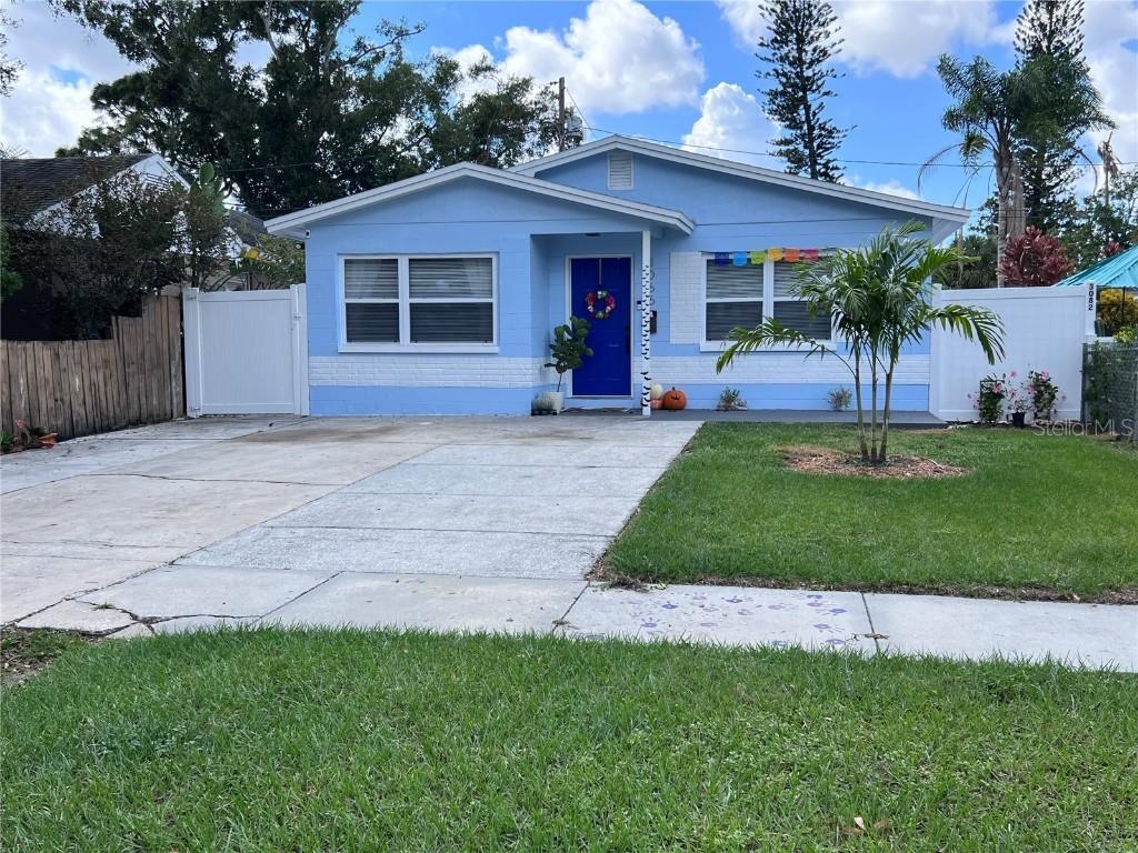 3066 8th St., St Petersburg, FL 33704