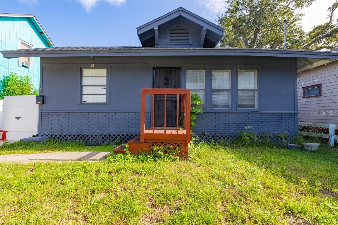 121 Bellevue Ave., Daytona Beach, FL 32114