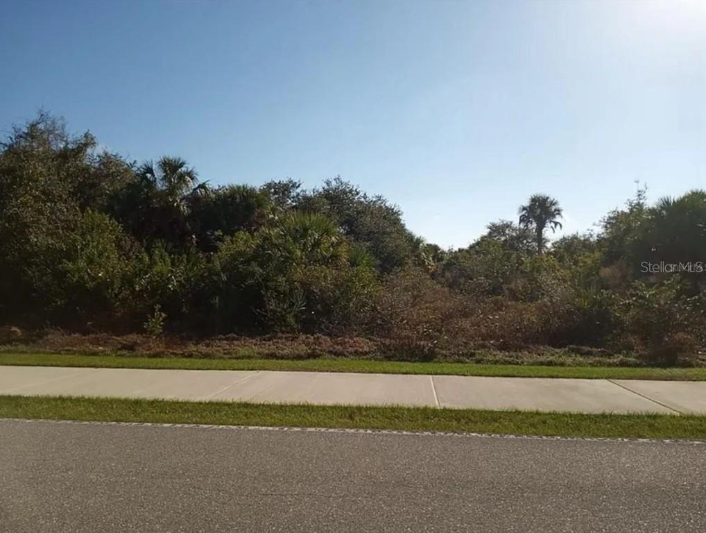 9982 Calumet Blvd., Port Charlotte, FL 33981