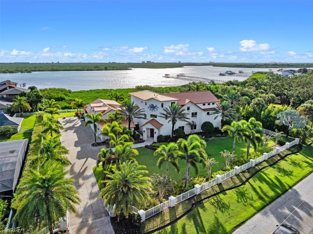 1511 S Riverside Dr., New Smyrna Beach, FL 32168