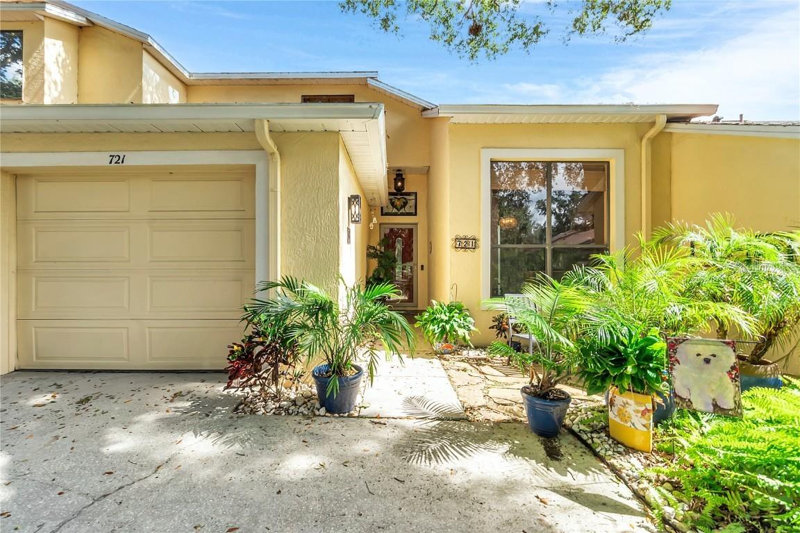 721 Swan Ln., Altamonte Springs, FL 32701