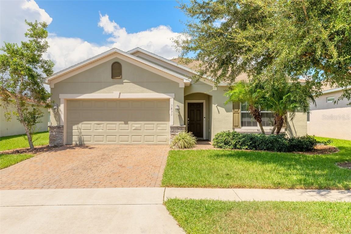 3852 Bourbon St., Port Orange, FL 32129