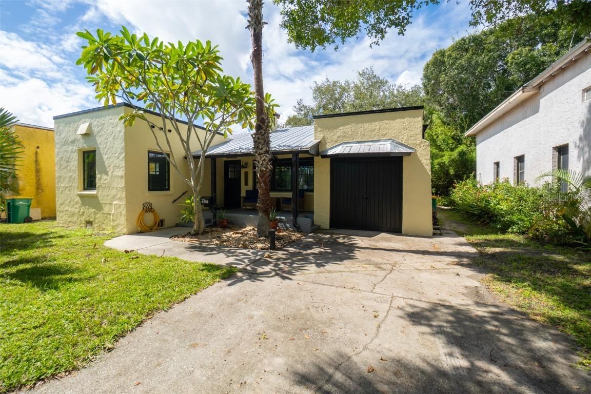 2208 Country Club Rd., Melbourne, FL 32901