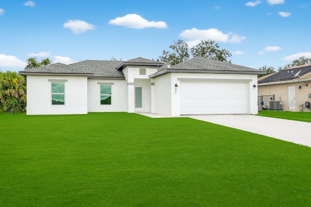 625 Delmonico St., Lehigh Acres, FL 33974