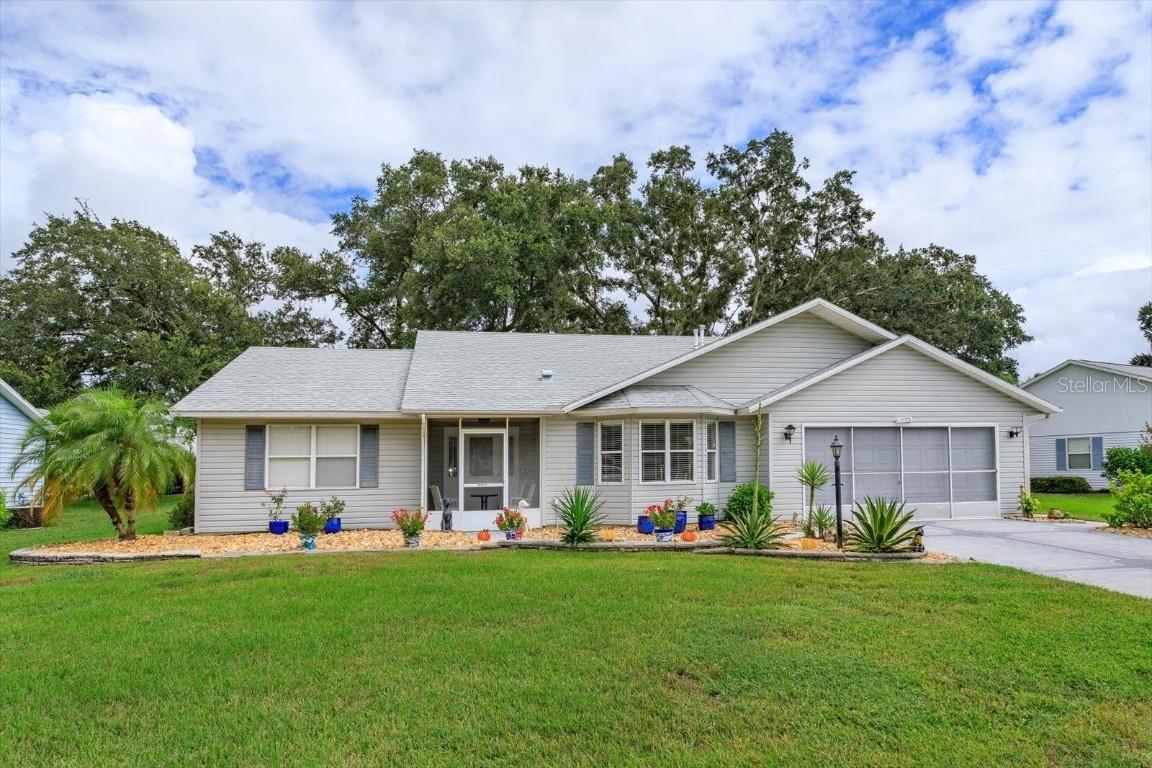 26126 Newcombe Cir., Leesburg, FL 34748