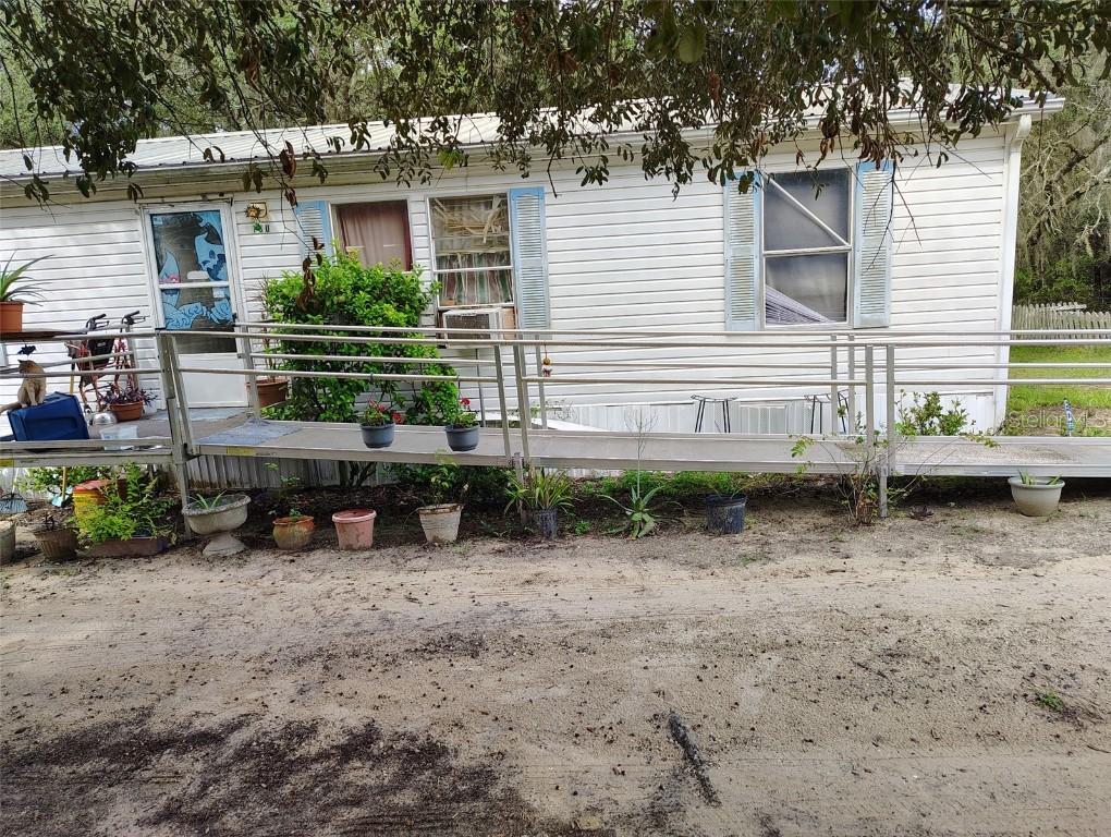 130 Interlachen Blvd., Interlachen, FL 32148