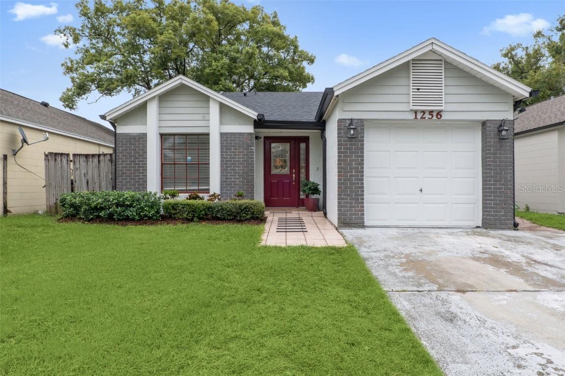 1256 Pin Oak Dr., Apopka, FL 32703