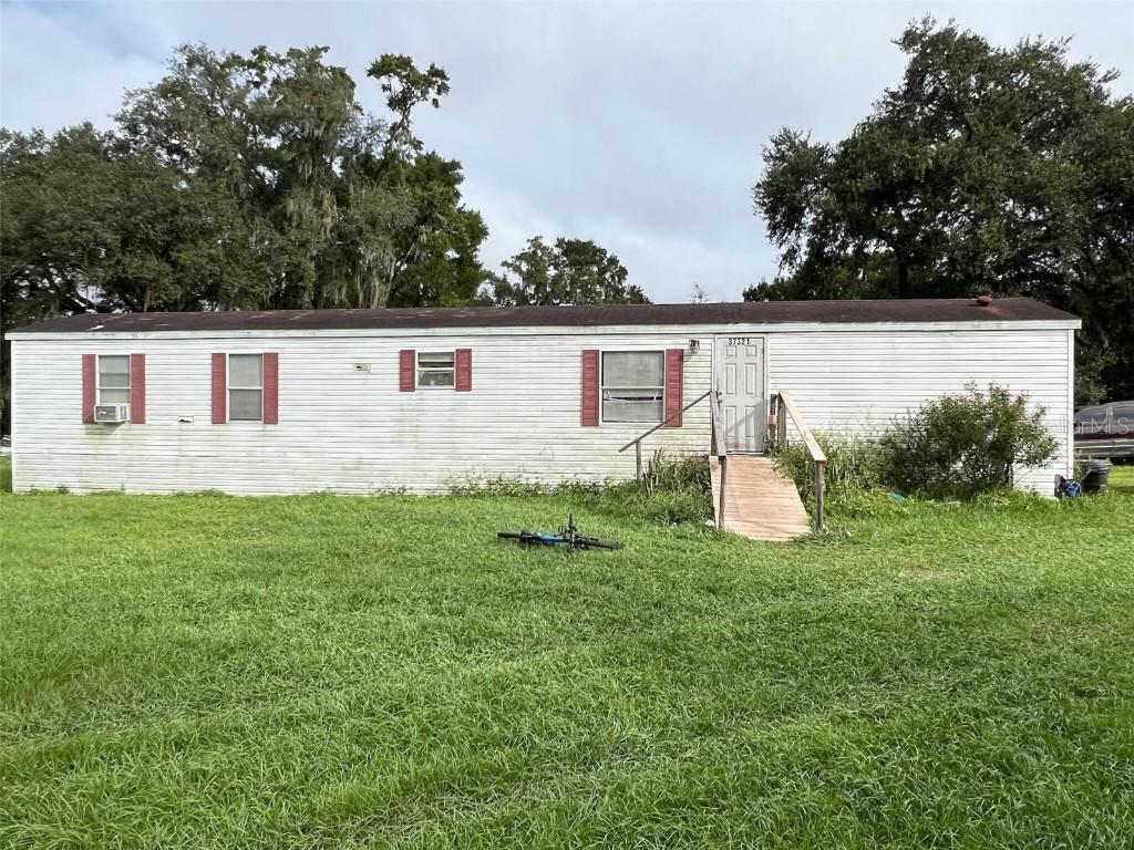 37321 Phelps Rd., Zephyrhills, FL 33541