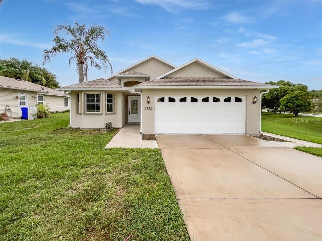 2732 Boardwalk Way, Tavares, FL 32778