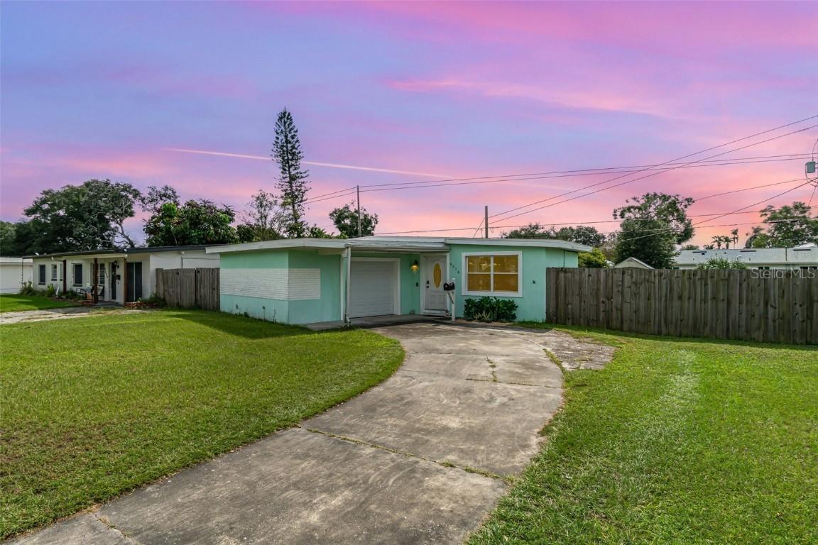 4514 Rockledge Rd., Orlando, FL 32807