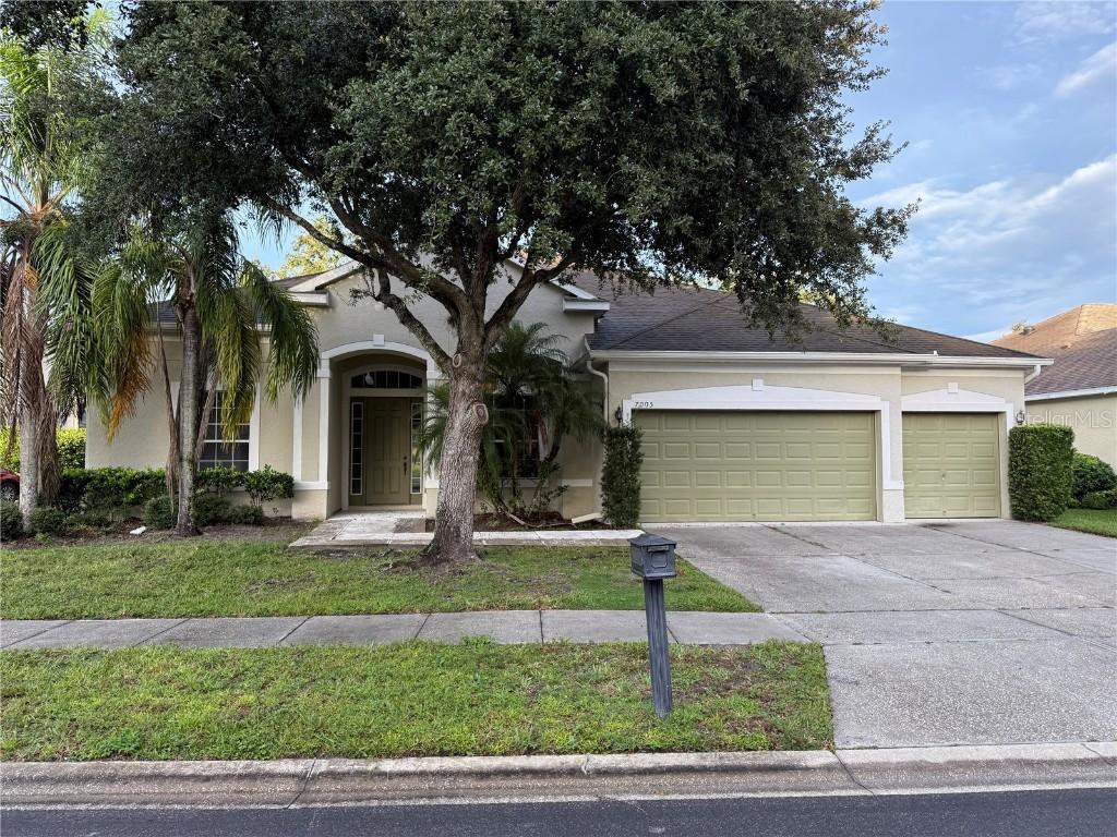 7005 Winding Lake Cir., Oviedo, FL 32765