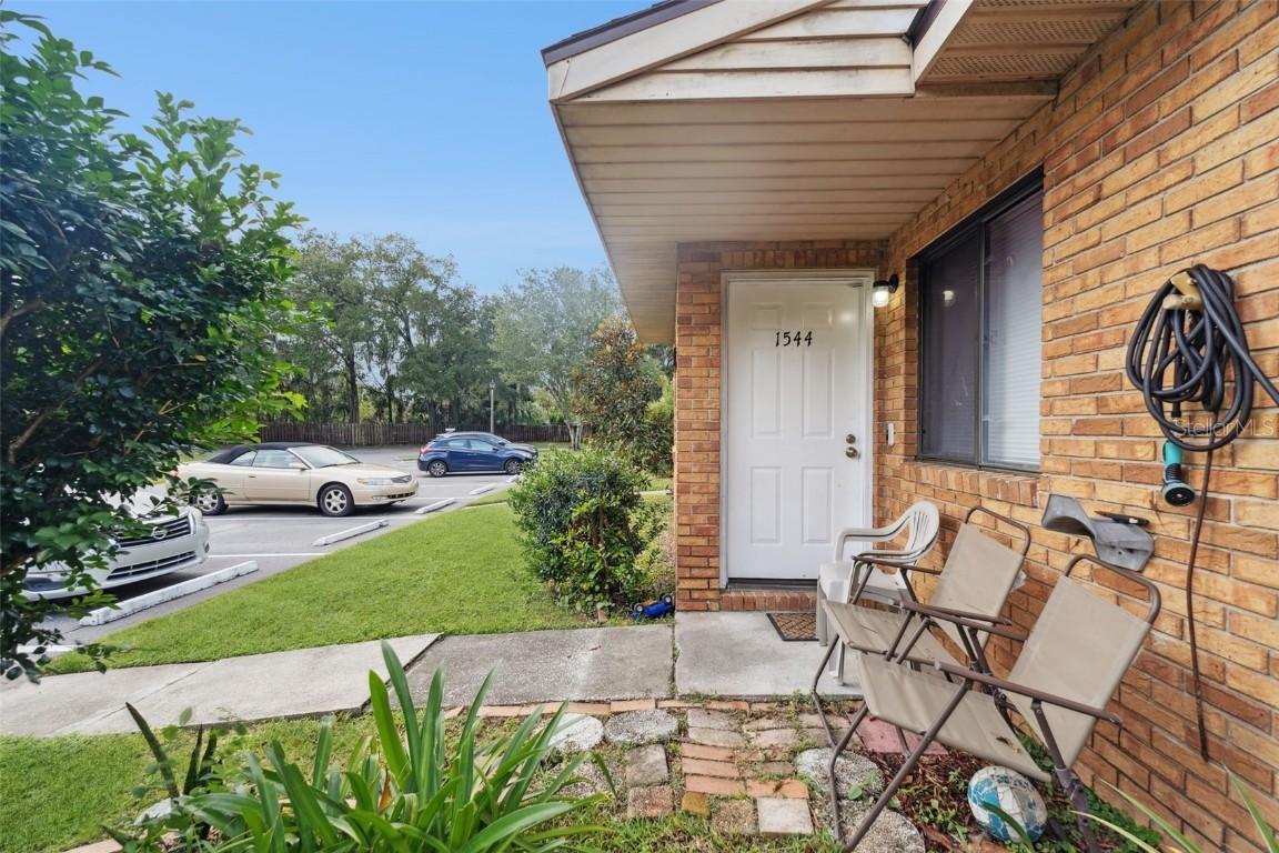 1544 Franklin Cir., Daytona Beach, FL 32117