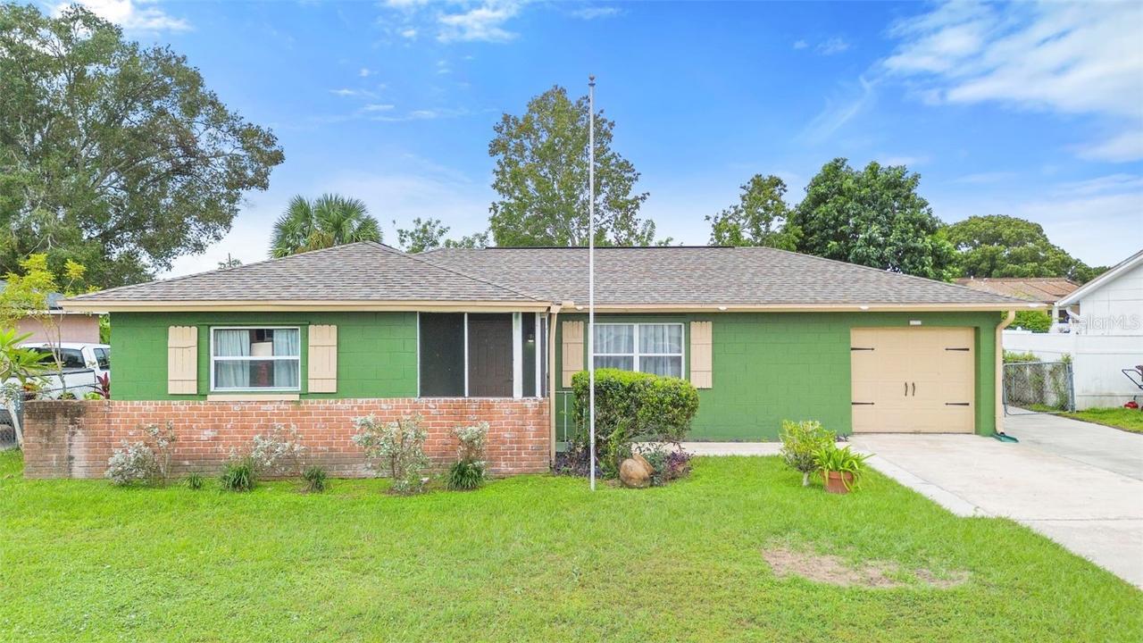 2035 Valencia Cir., Kissimmee, FL 34741