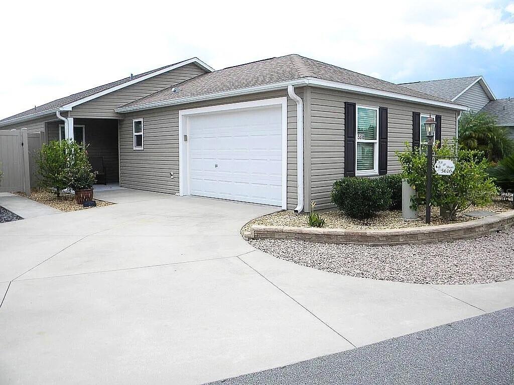 5616 Bobcat Ter., The Villages, FL 32163