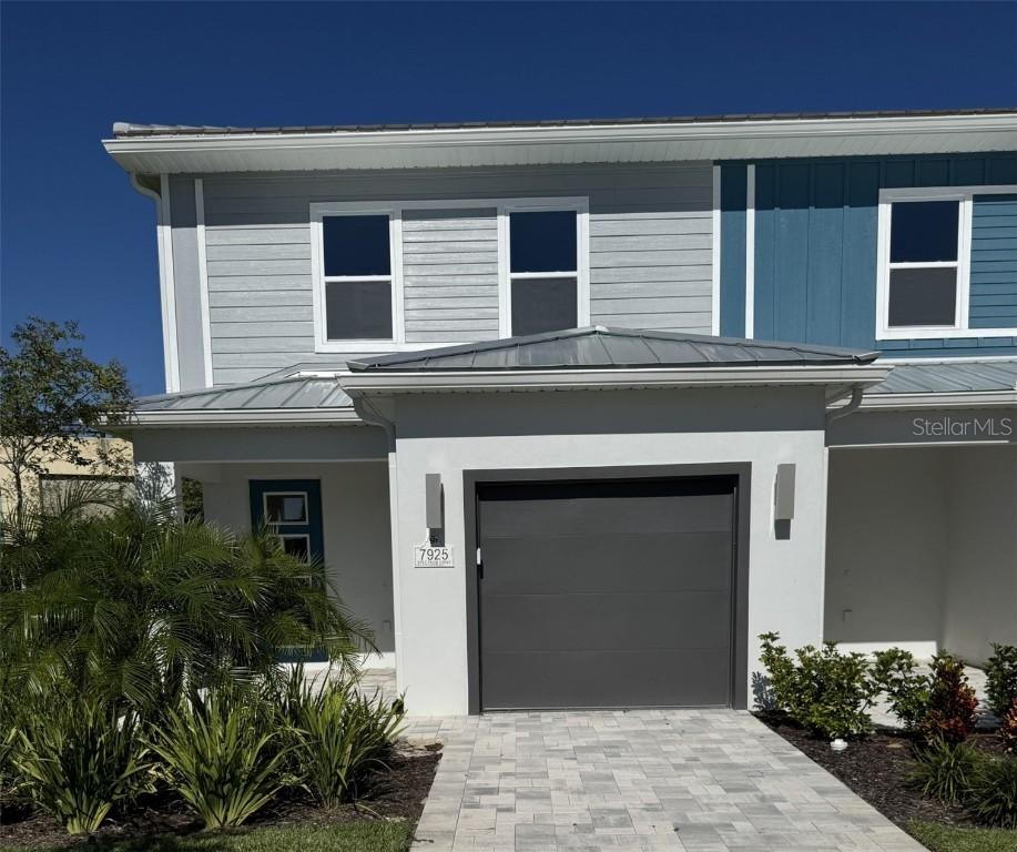 7925 W Spectrum Dr., Kissimmee, FL 34747