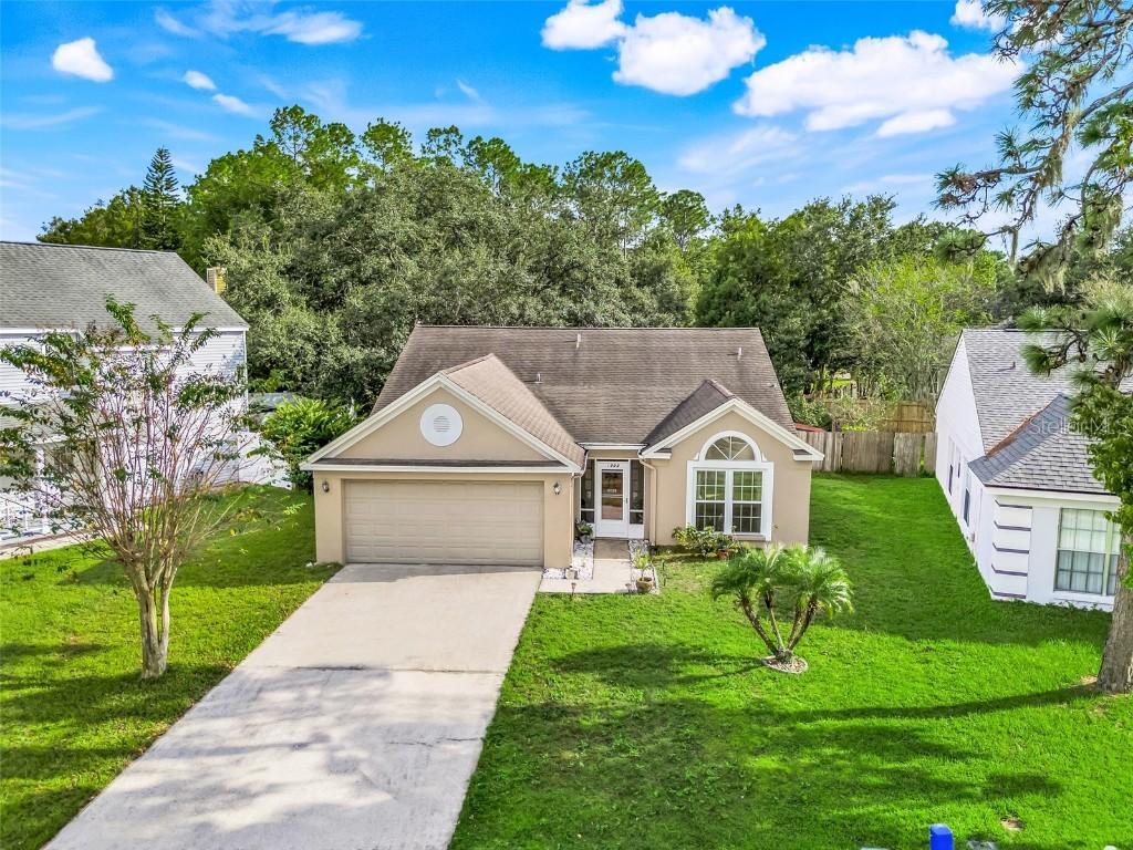 1002 Kelsey Ave., Oviedo, FL 32765