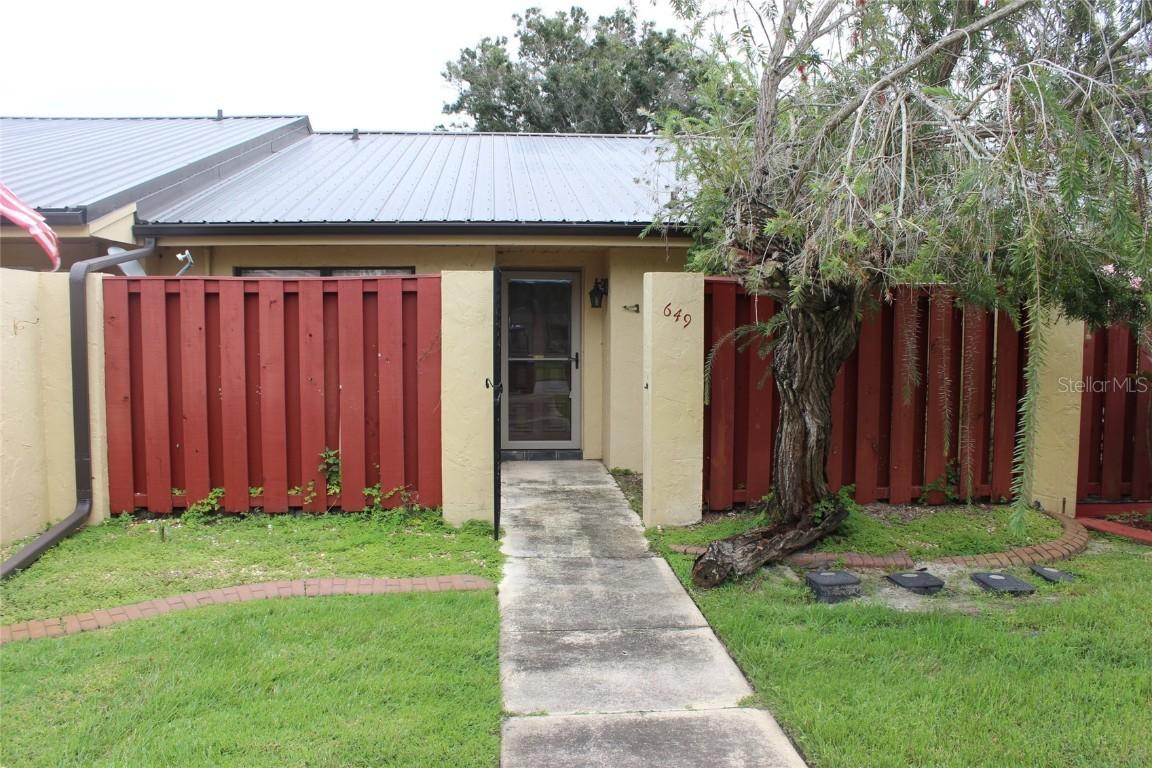 649 Broadmoor Cir., Winter Haven, FL 33884
