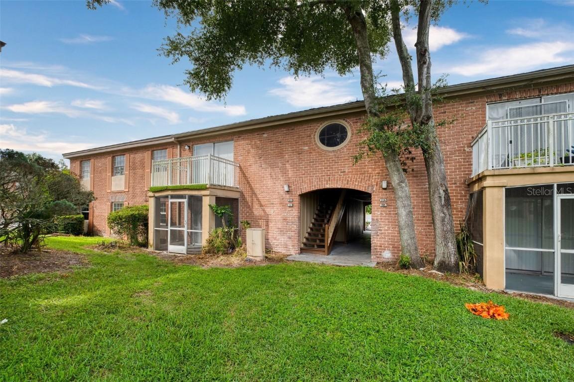 500 Banyon Tree Cir. #104, Maitland, FL 32751