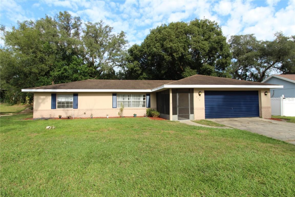 932 N Fairbairn Dr., Deltona, FL 32725