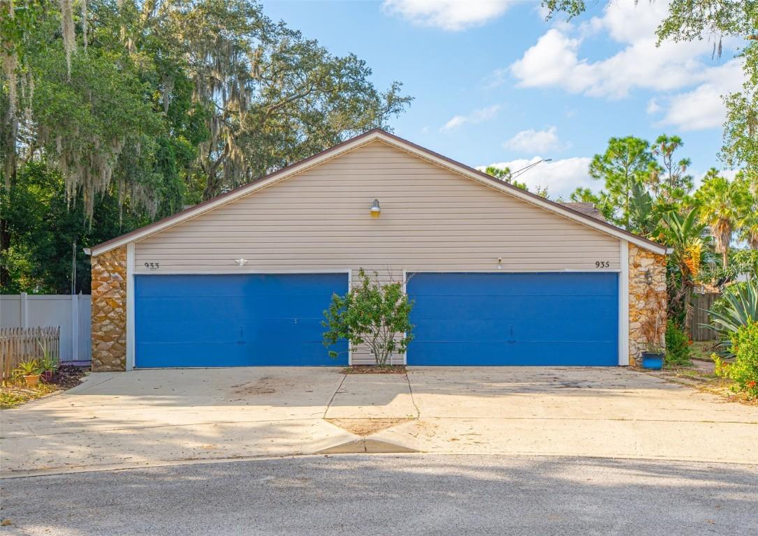 933 Robinhood Ct., Maitland, FL 32751