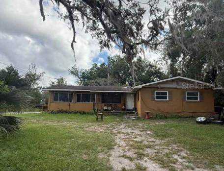 2715 NE 1st Ave., Ocala, FL 34470