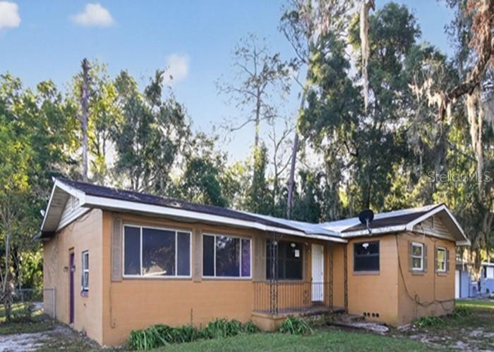 2715 NE 1st Ave., Ocala, FL 34470