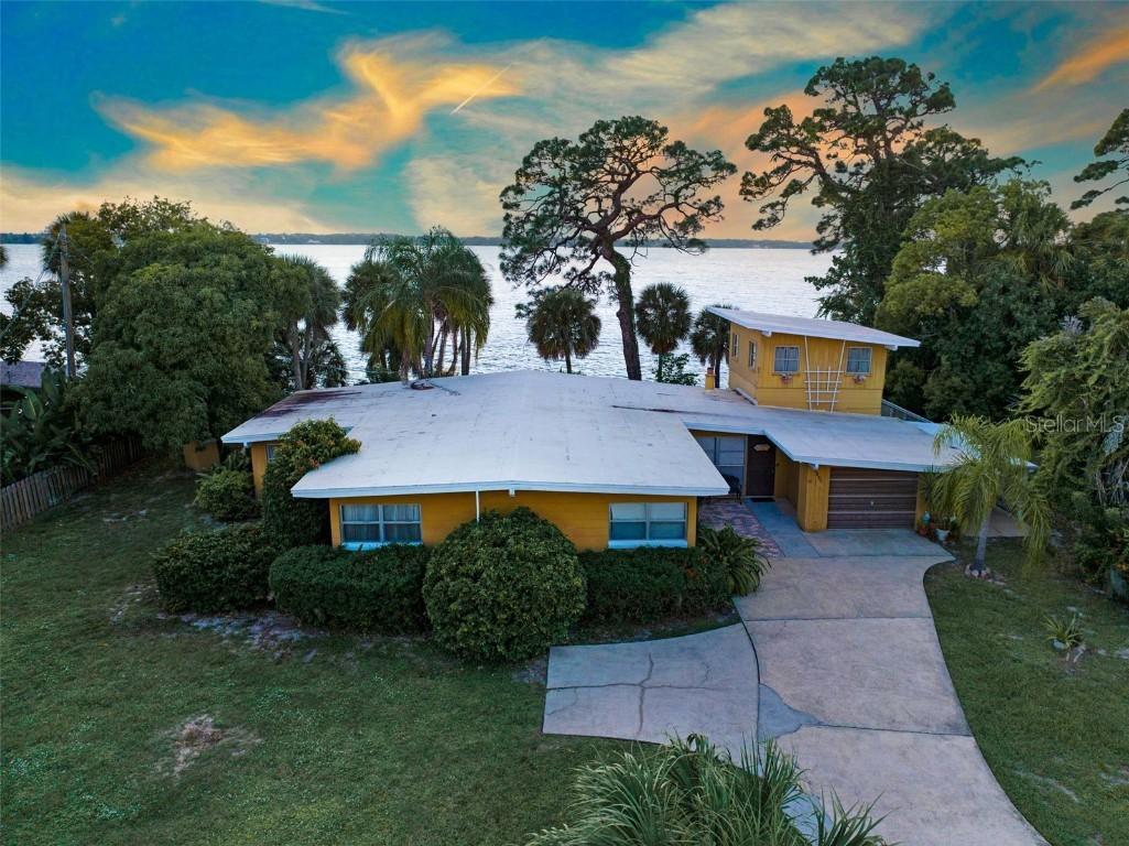 2885 S Tropical Tr., Merritt Island, FL 32952