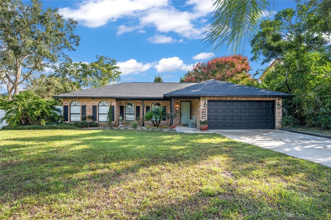 22 Rosedown Blvd., Debary, FL 32713
