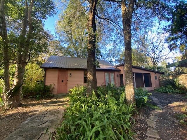 237 Cortez Ave., De Leon Springs, FL 32130